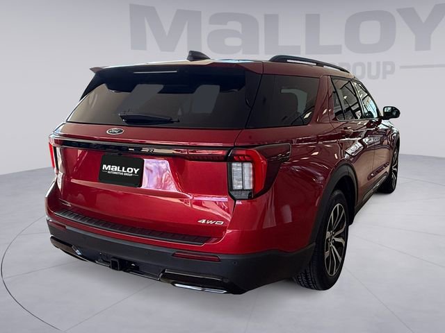 Certified 2025 Ford Explorer ST-Line image 5