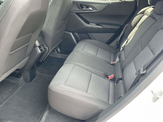 Used 2026 Chevrolet Equinox LT FWD image 24