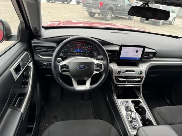 Certified 2022 Ford Explorer XLT image 6