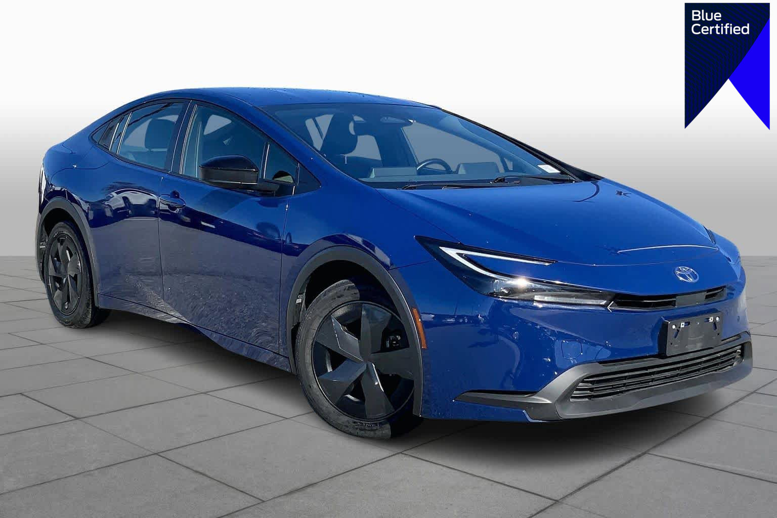 Used 2023 Toyota Prius LE