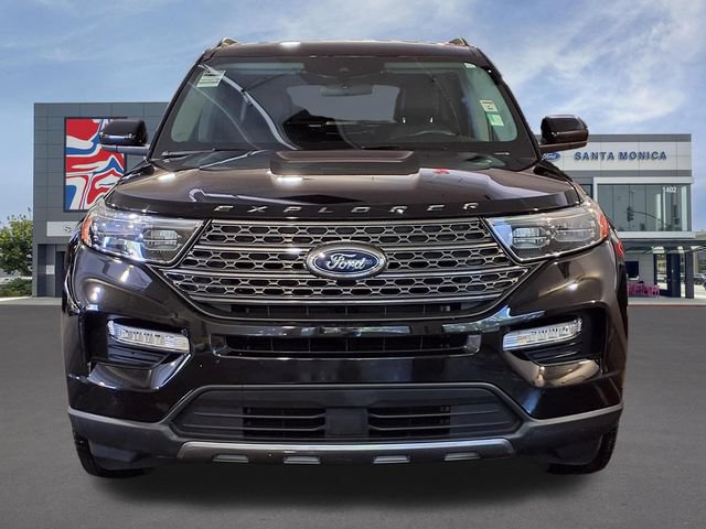 Certified 2023 Ford Explorer XLT w/ Equipment Group 202A AWD/4WD image 2