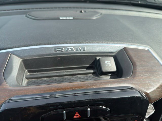 Used 2021 RAM 1500 Laramie AWD/4WD image 27