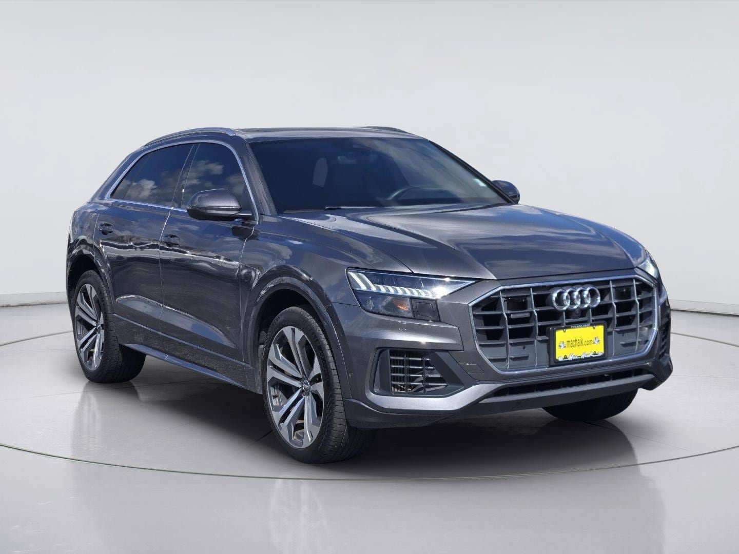 Used 2019 Audi Q8 Prestige AWD/4WD image 3