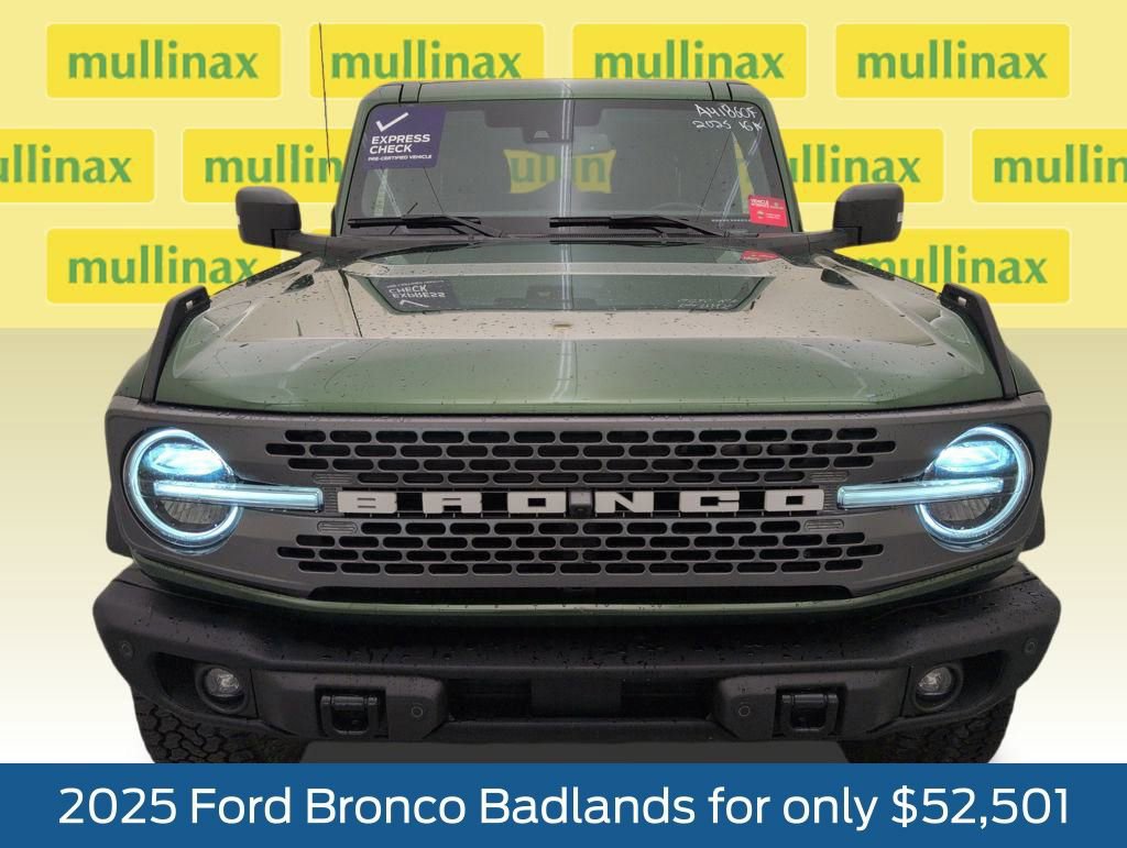 Certified 2025 Ford Bronco Badlands image 8