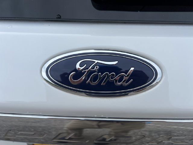 Certified 2023 Ford Explorer XLT w/ Equipment Group 202A AWD/4WD image 39
