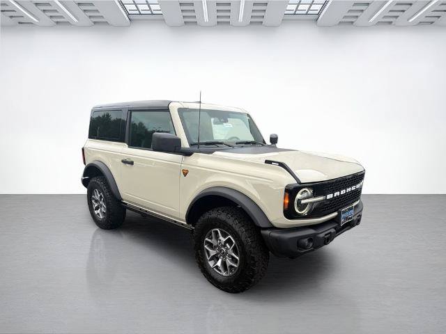 Certified 2025 Ford Bronco Badlands AWD/4WD image 2