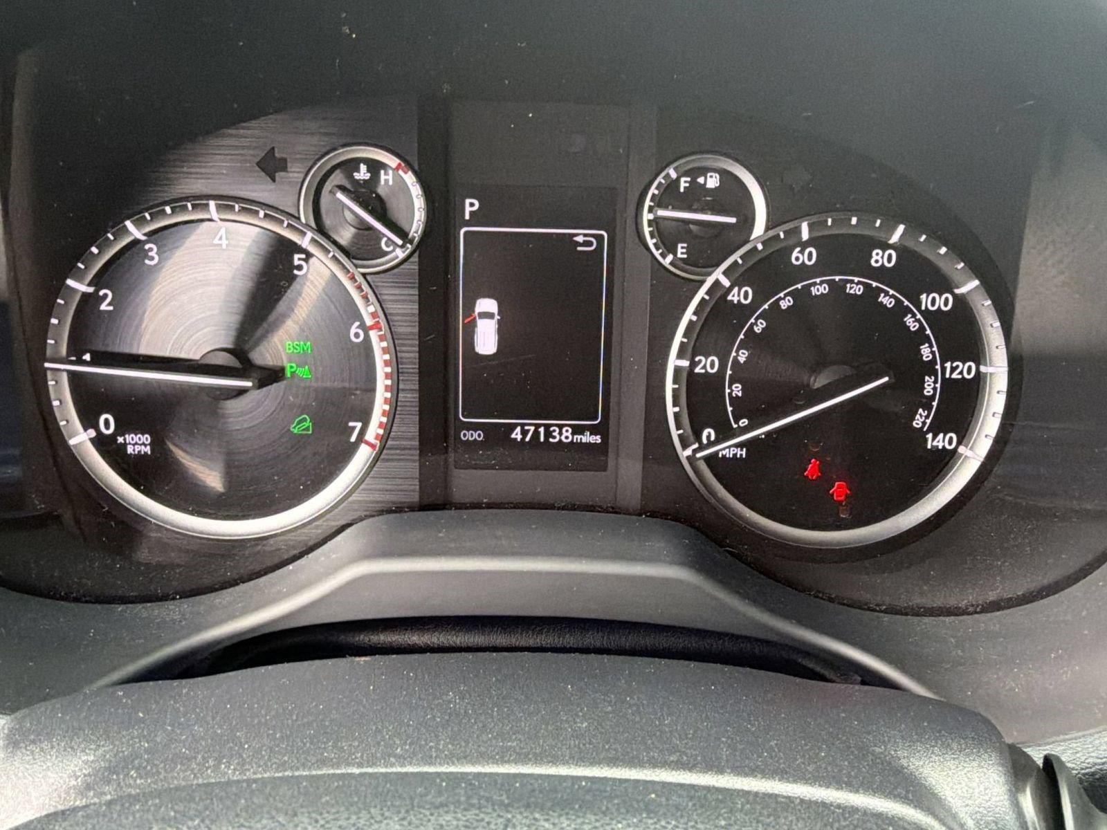 Used 2023 Lexus GX 460 w/ Black Line Special Edition AWD/4WD image 17