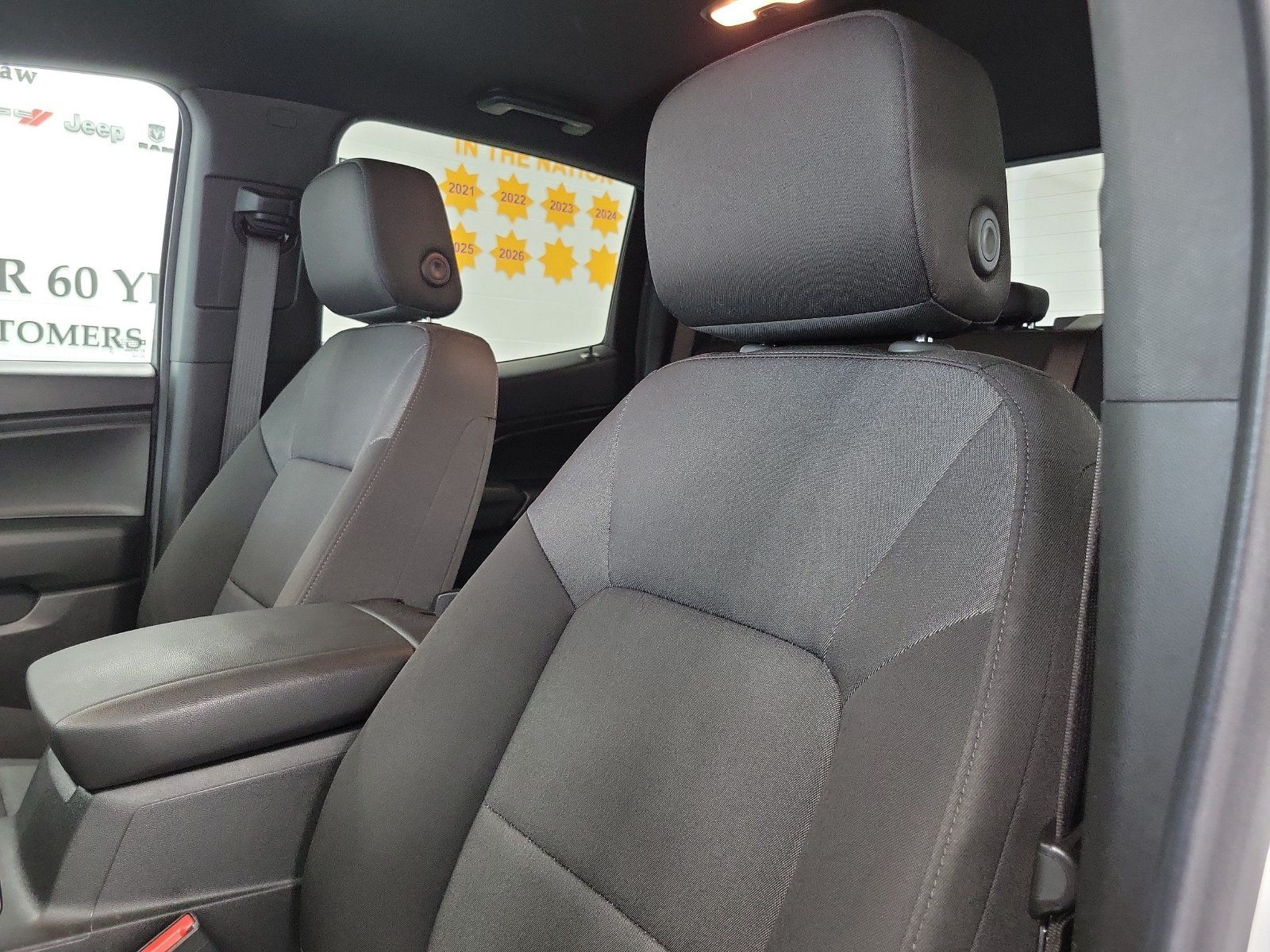 Used 2025 Chevrolet Colorado Trail Boss AWD/4WD image 11