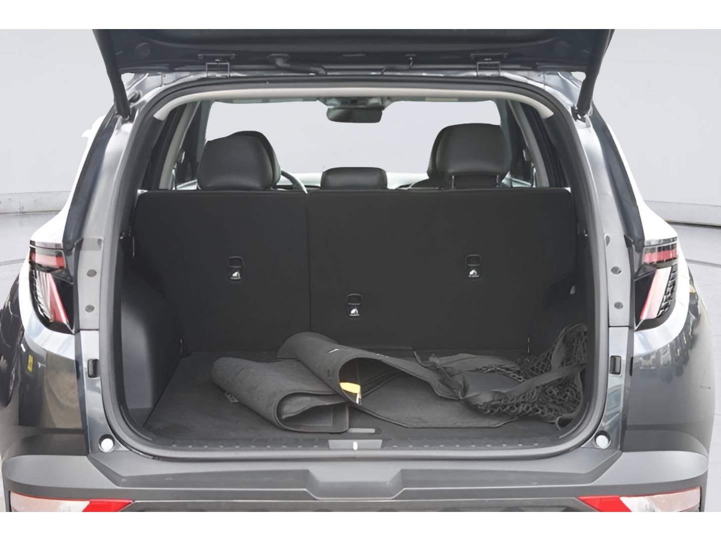 Used 2023 Hyundai Tucson Limited FWD image 32