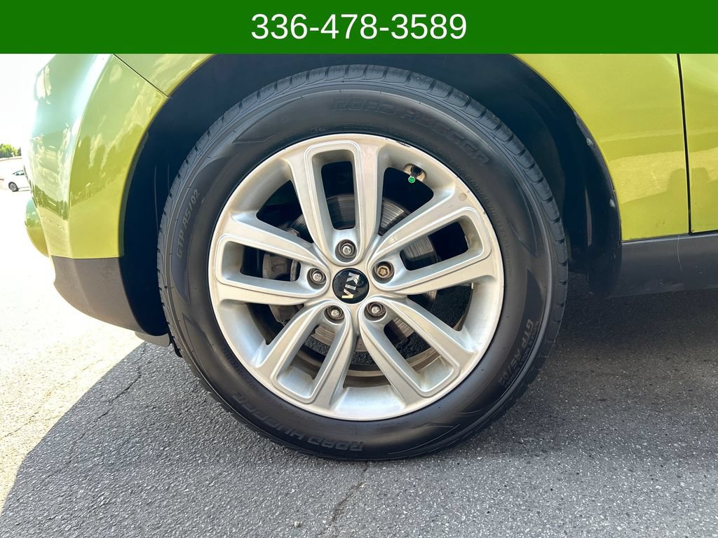 Used 2019 Kia Soul + FWD image 18