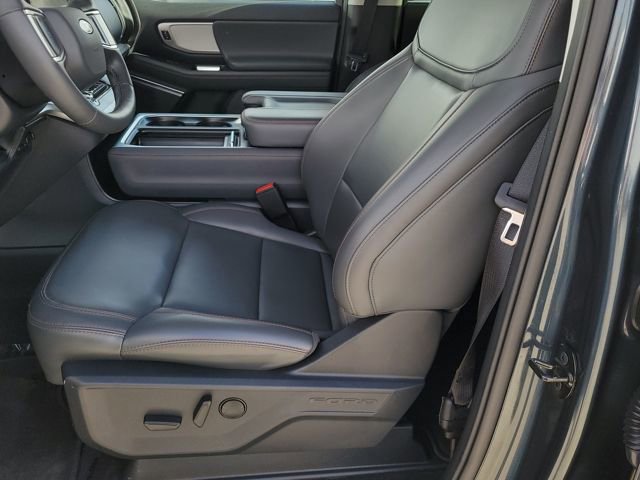 Certified 2025 Ford Expedition Max Active image 7