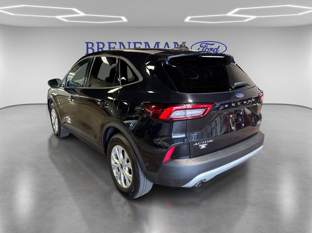 Certified 2025 Ford Escape Active AWD/4WD image 7