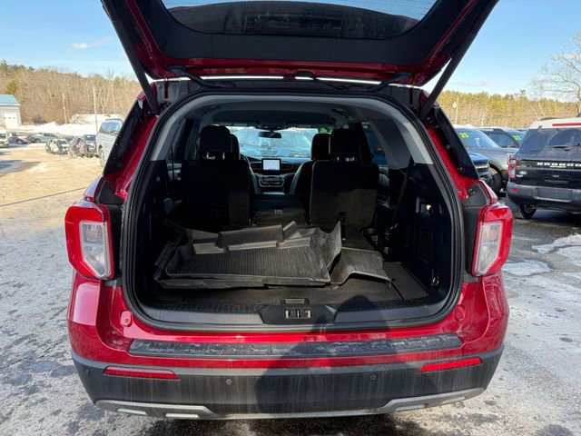 Certified 2022 Ford Explorer XLT w/ Equipment Group 202A image 20