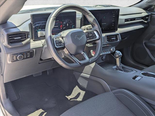 Certified 2025 Ford Mustang Coupe RWD image 9