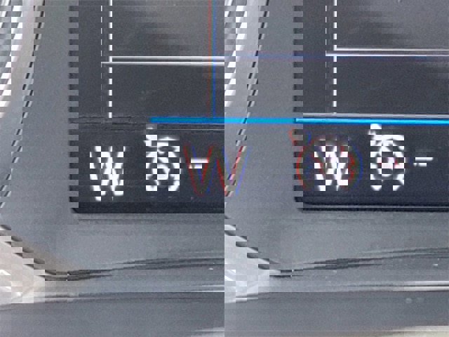 Used 2021 GMC Acadia SLE image 11