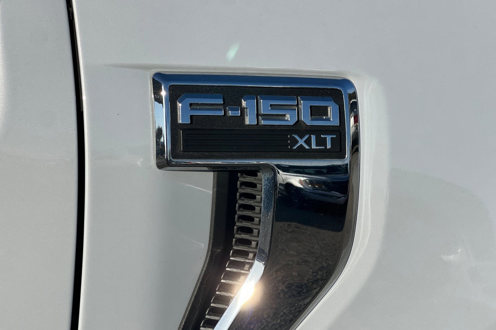 Certified 2022 Ford F150 XLT w/ Equipment Group 301A Mid image 26