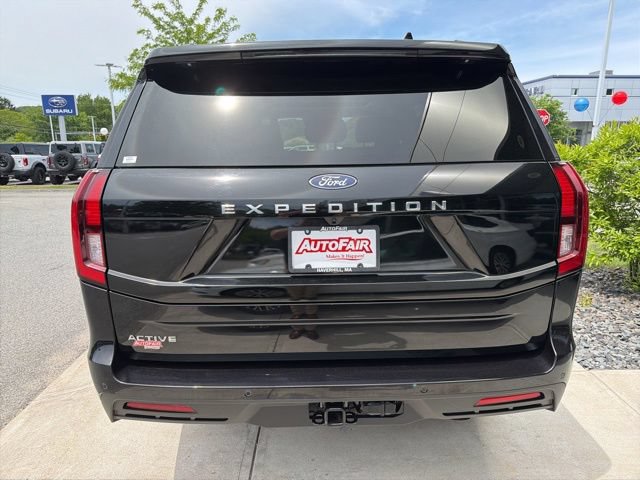 Certified 2025 Ford Expedition Active AWD/4WD image 8