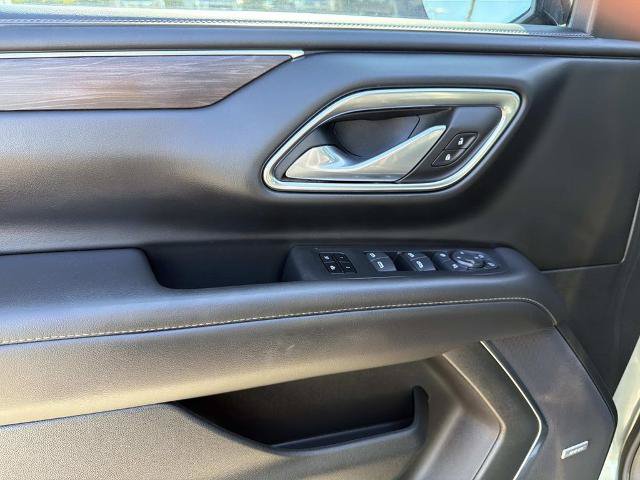 Used 2024 Chevrolet Tahoe LT w/ Luxury Package AWD/4WD image 23