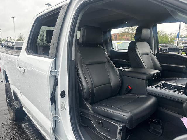 Certified 2023 Ford F250 Lariat w/ Black Appearance Package AWD/4WD image 34