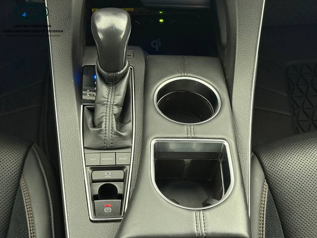Used 2021 Toyota Avalon XSE FWD image 25