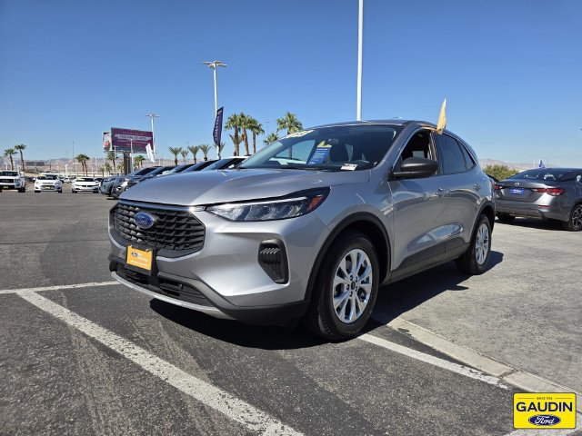 Certified 2023 Ford Escape Active FWD image 3