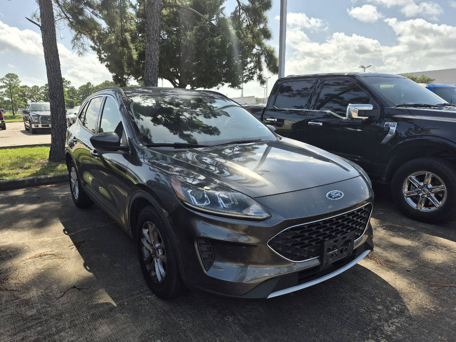 Certified 2020 Ford Escape SE FWD image 6