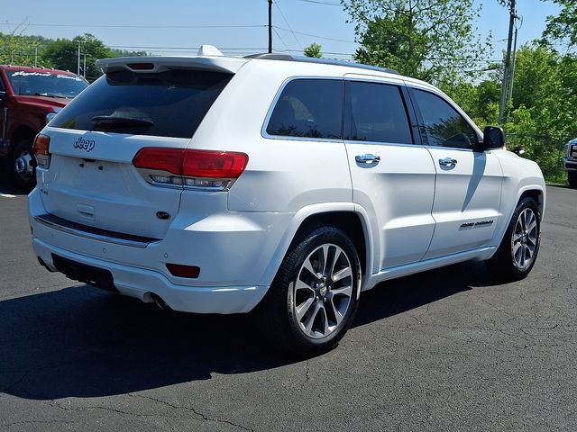 Used 2017 Jeep Grand Cherokee Overland AWD/4WD image 14