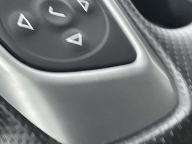 Used 2024 GMC Terrain SLE w/ Driver Convenience Package image 25