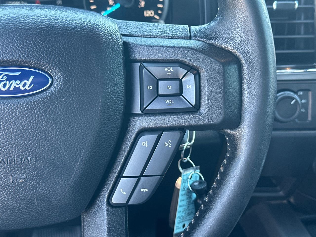 Certified 2019 Ford F150 XLT w/ Equipment Group 302A Luxury AWD/4WD image 27