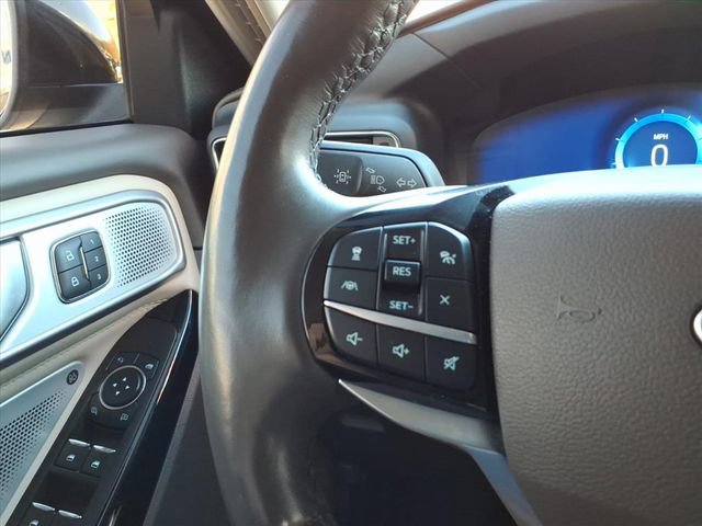 Certified 2022 Ford Explorer Platinum w/ Technology Package image 23