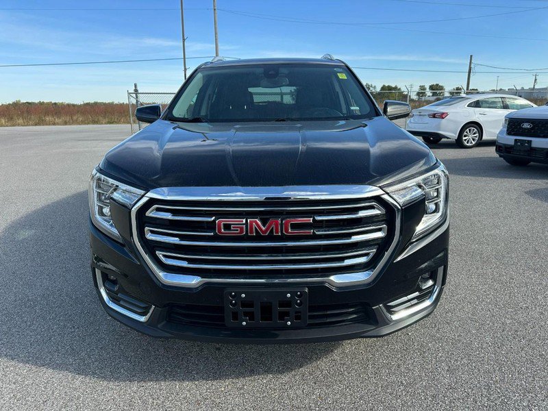 Used 2023 GMC Terrain SLT image 10