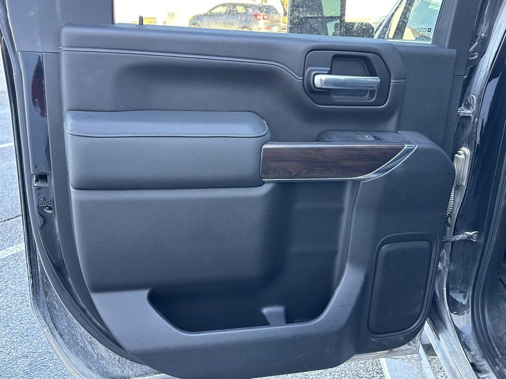 Used 2022 GMC Sierra 2500 SLT w/ SLT Premium Package image 13