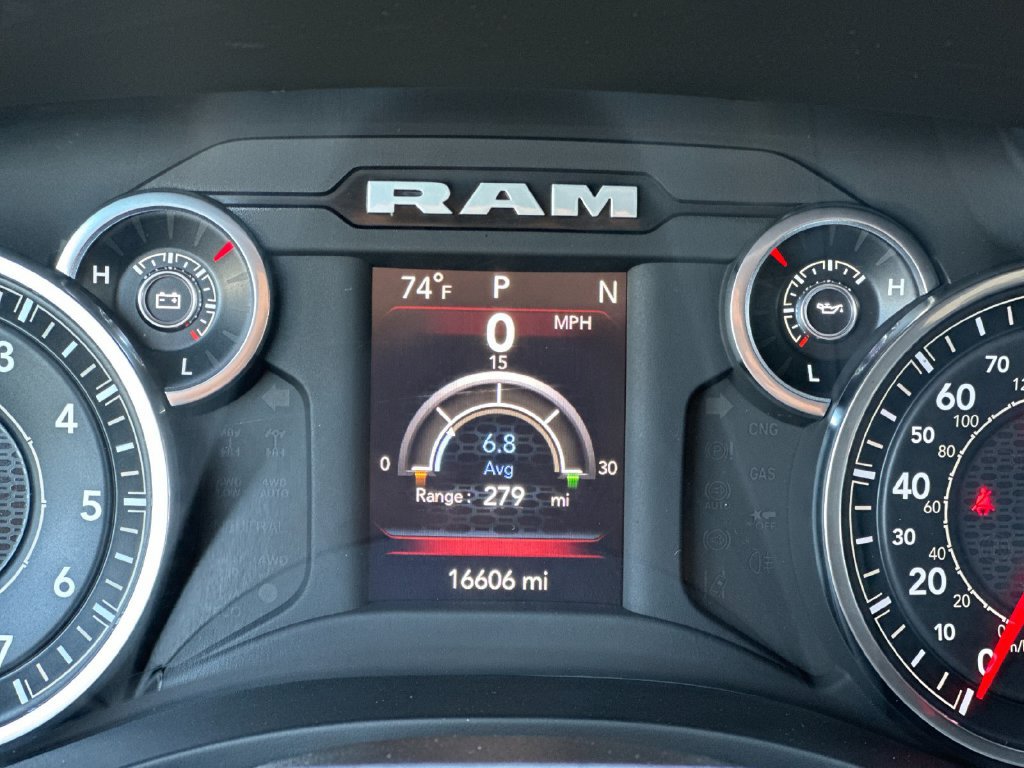 Used 2023 RAM 1500 Big Horn AWD/4WD image 25