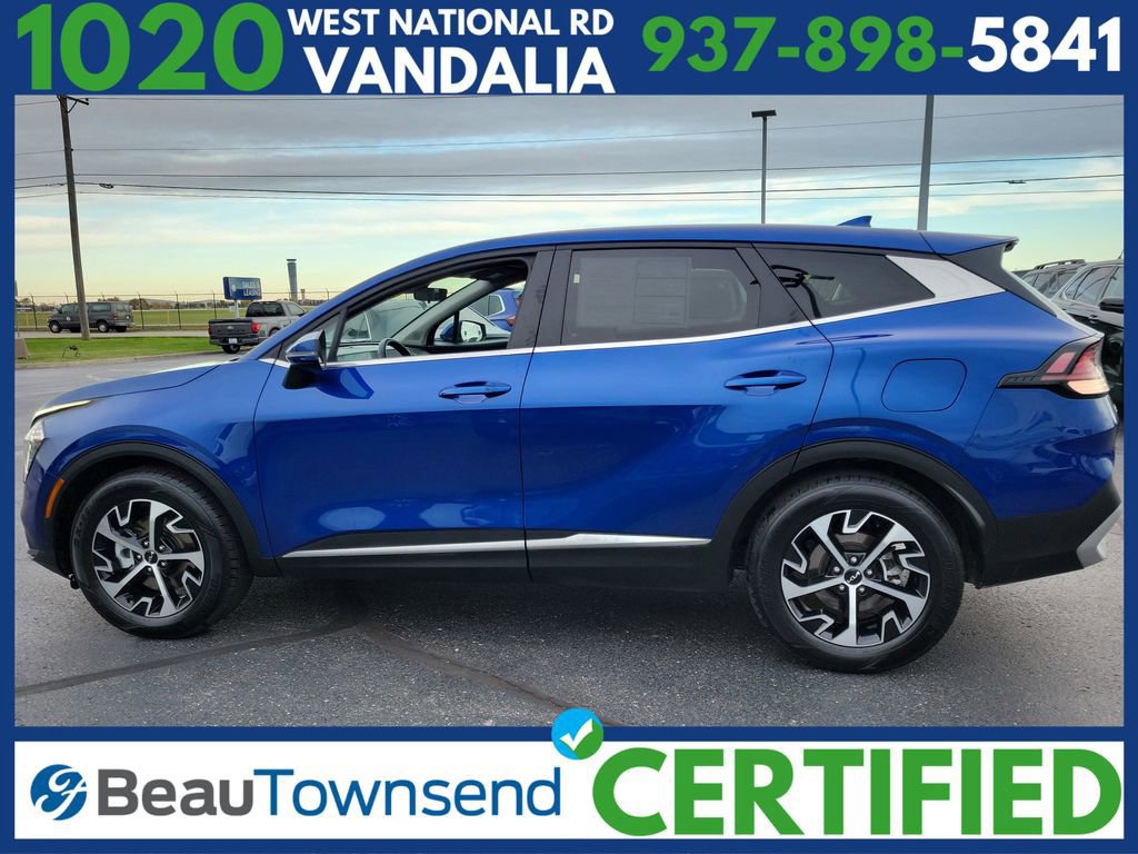 Used 2023 Kia Sportage EX image 2