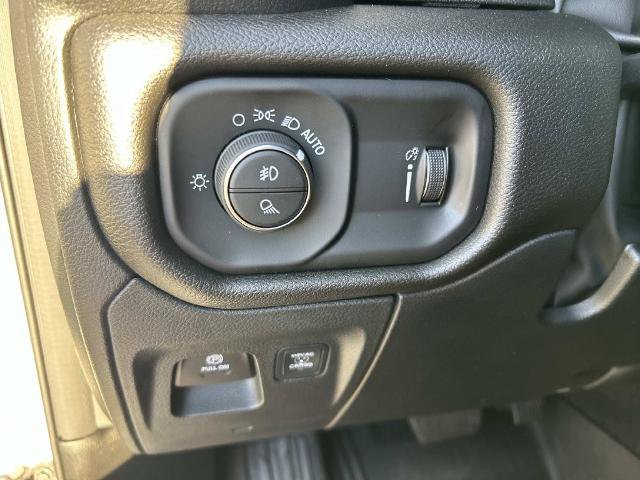 Used 2026 RAM 1500 Warlock AWD/4WD image 24