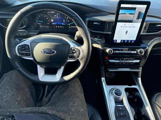 Certified 2022 Ford Explorer Limited w/ Limited Technology Package image 15