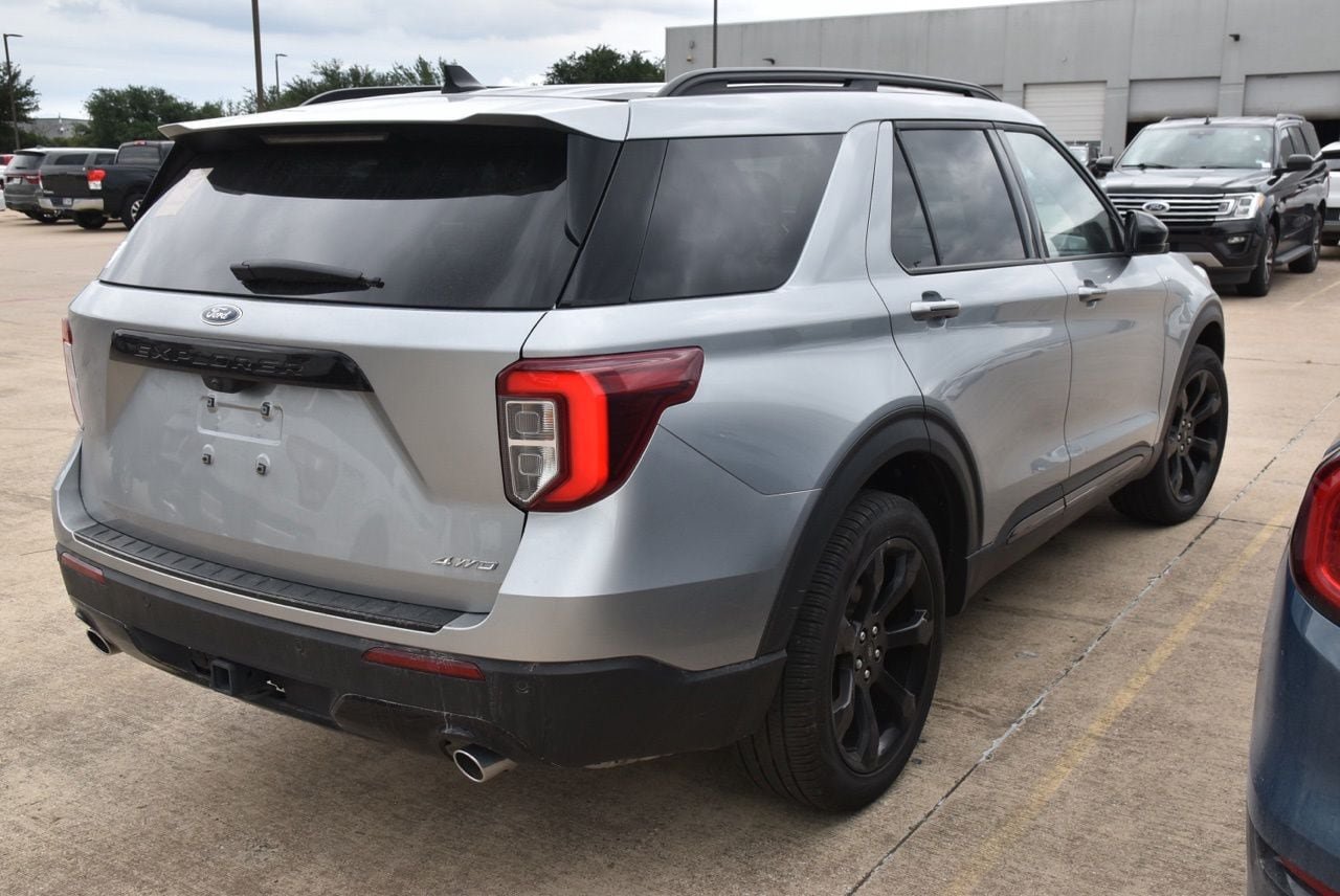 Certified 2024 Ford Explorer ST-Line w/ Class IV Trailer Tow Package AWD/4WD image 5