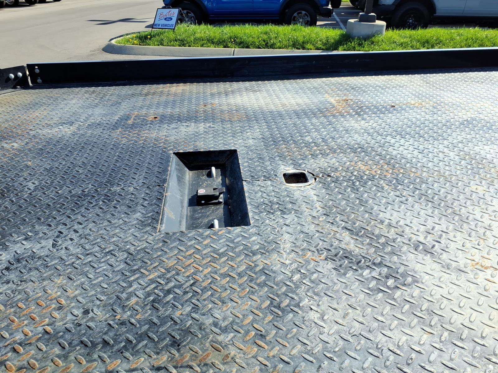 Used 2024 Chevrolet Silverado 3500 LT w/ Convenience Package image 10