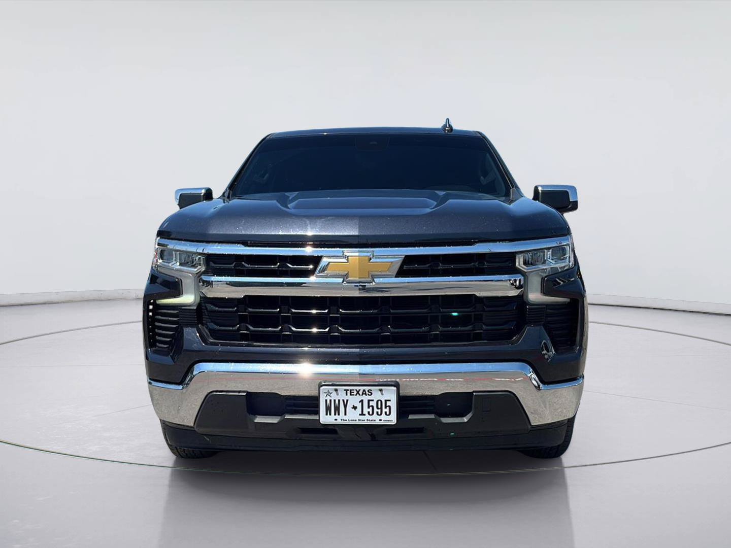 Used 2024 Chevrolet Silverado 1500 LT w/ Leather Package RWD image 8