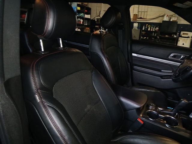 Certified 2017 Ford Explorer Sport w/ Equipment Group 401A AWD/4WD image 51