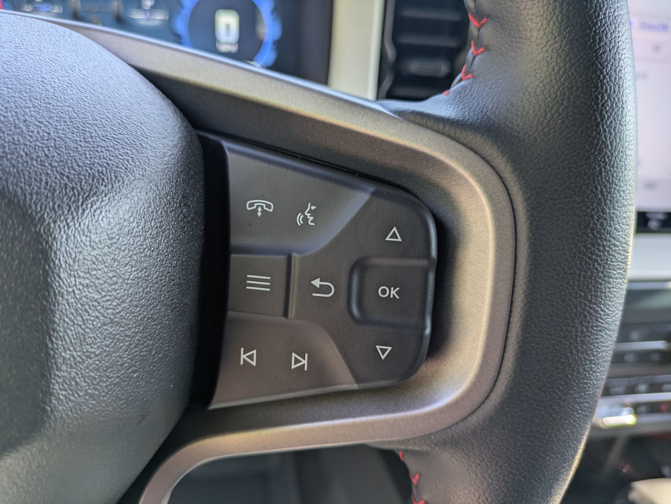Certified 2025 Ford Bronco Heritage Edition AWD/4WD image 19