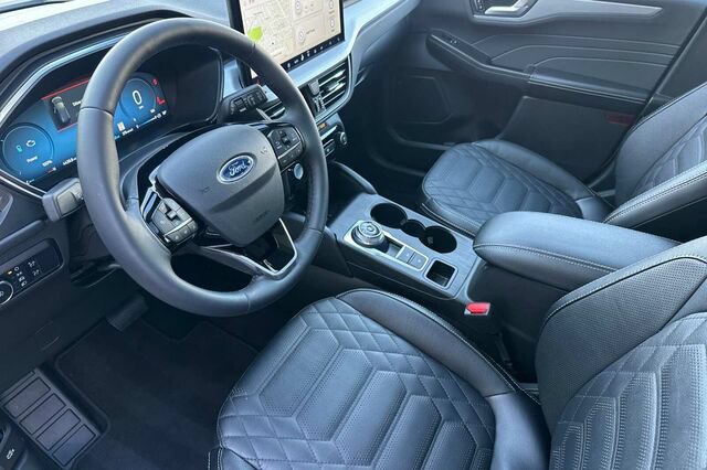 Certified 2024 Ford Escape SE FWD image 10