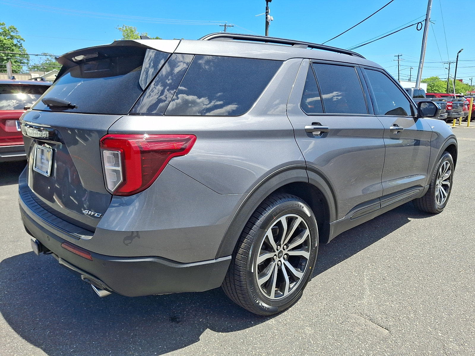 Certified 2023 Ford Explorer ST-Line w/ Class IV Trailer Tow Package AWD/4WD image 11