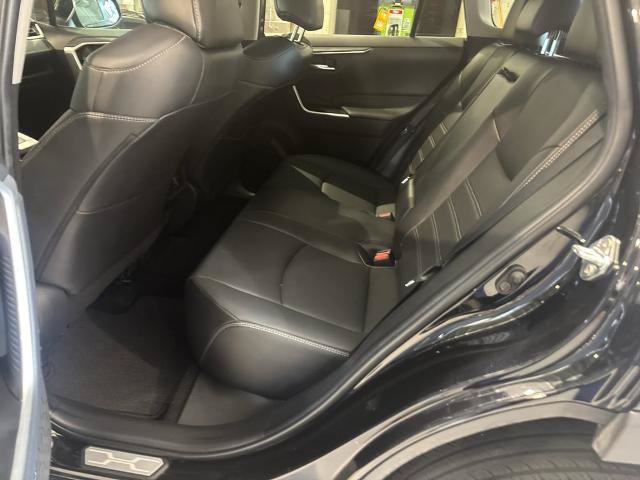 Used 2022 Toyota RAV4 XLE Premium FWD image 10