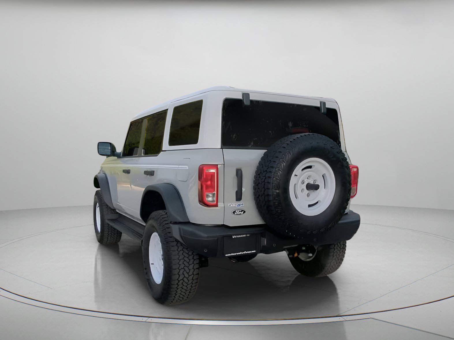 Certified 2026 Ford Bronco Heritage Edition AWD/4WD image 23
