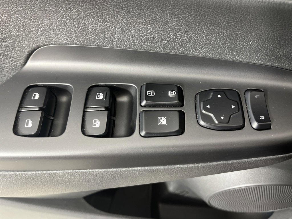 Used 2023 Hyundai Kona SEL image 24