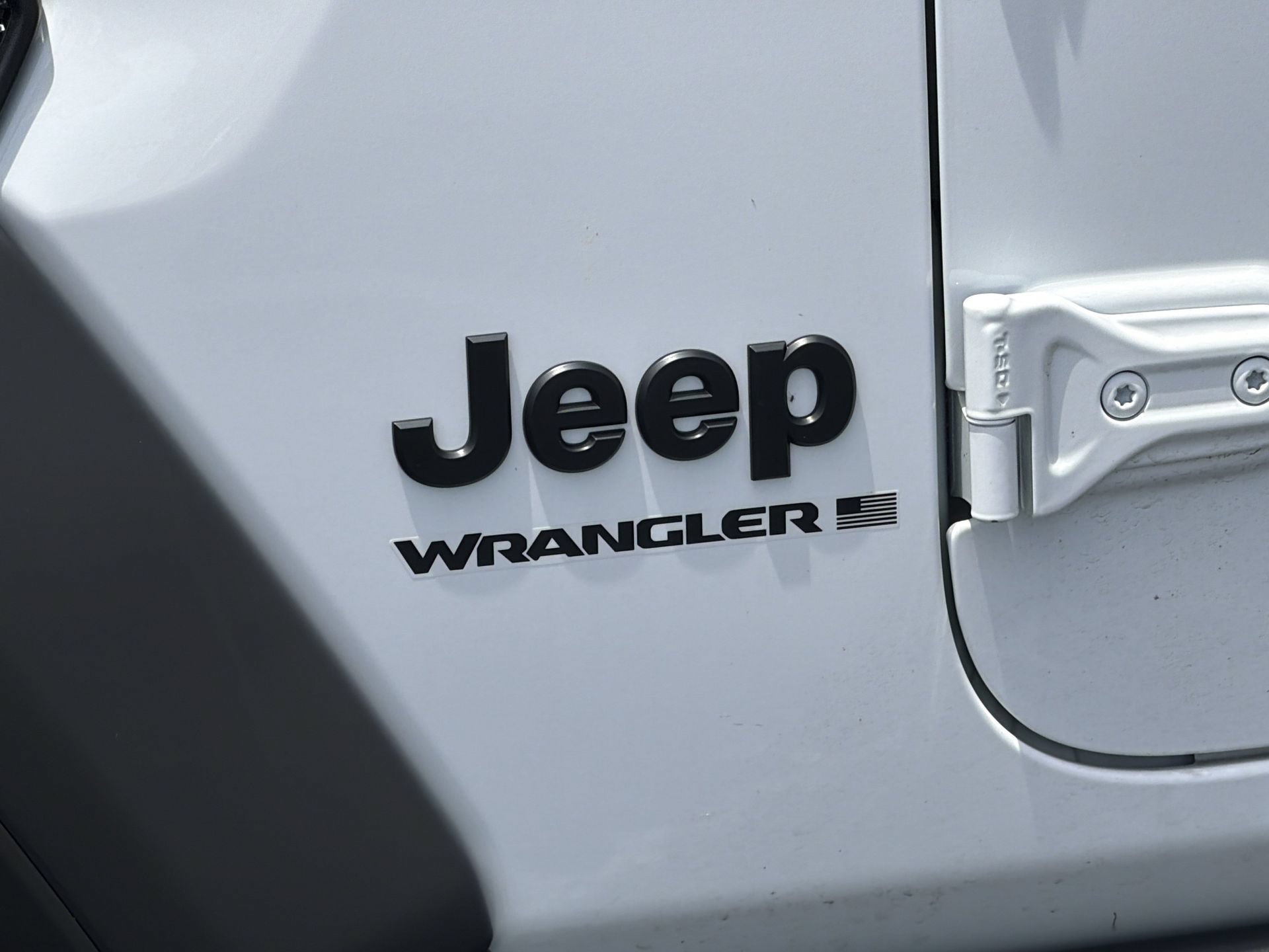 Used 2025 Jeep Wrangler Unlimited Sport AWD/4WD image 11