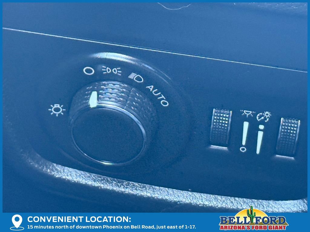 Used 2023 Jeep Grand Cherokee L Laredo image 33