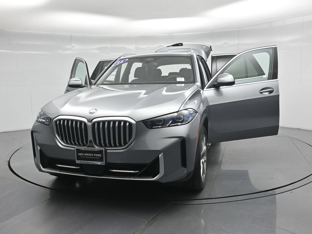 Used 2024 BMW X5 xDrive40i AWD/4WD image 33