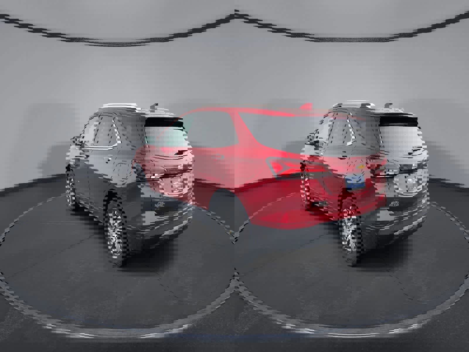 Used 2023 Chevrolet Equinox Premier w/ LPO, Floor Liner Package image 5